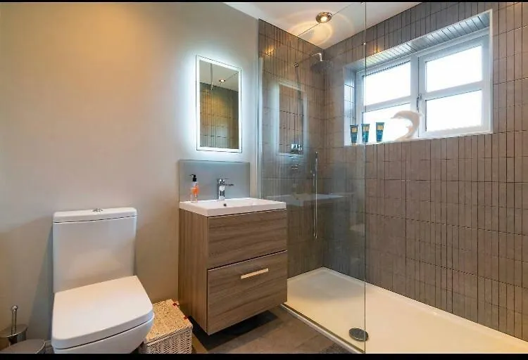 Homestay Wilmslow Airbnb United Kingdom